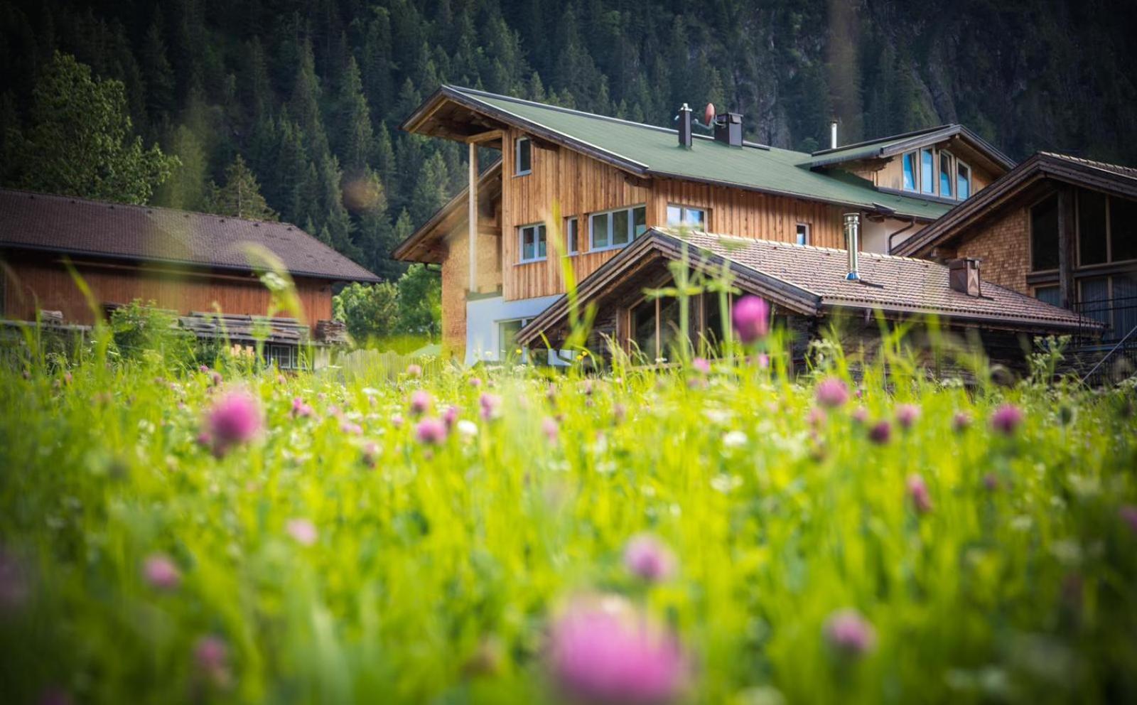 Braito'S Seaside Lodges Und Suites Haldensee Exterior photo